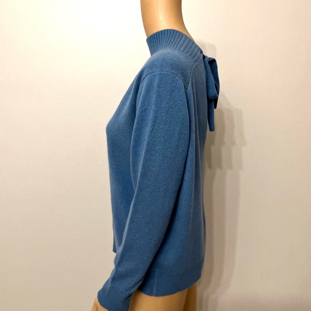 360Cashmere Women’s light Blue Mock Neck 100% Cashmere Bow Back Sweater Sz Small - Picture 5 of 7